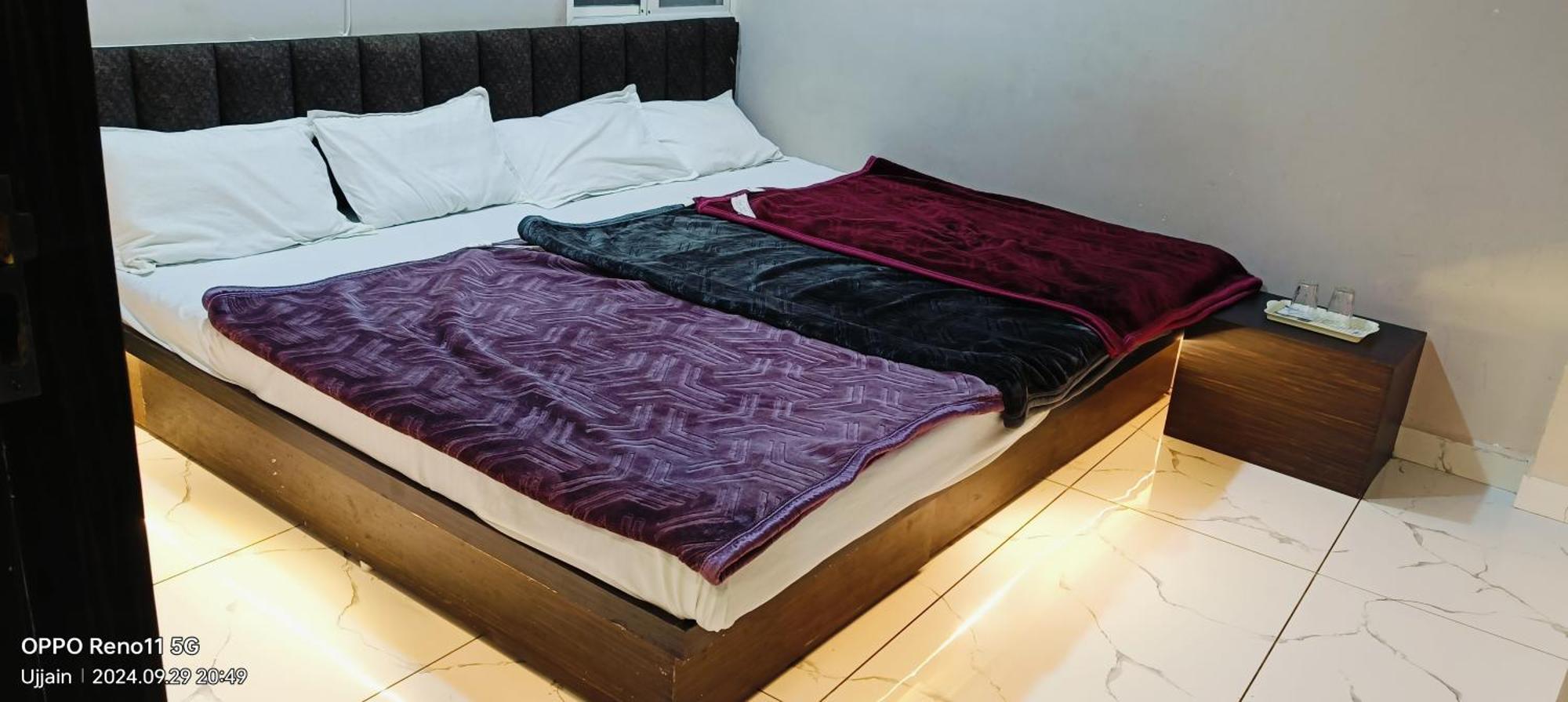 Hotel Rainbow 우자인 외부 사진